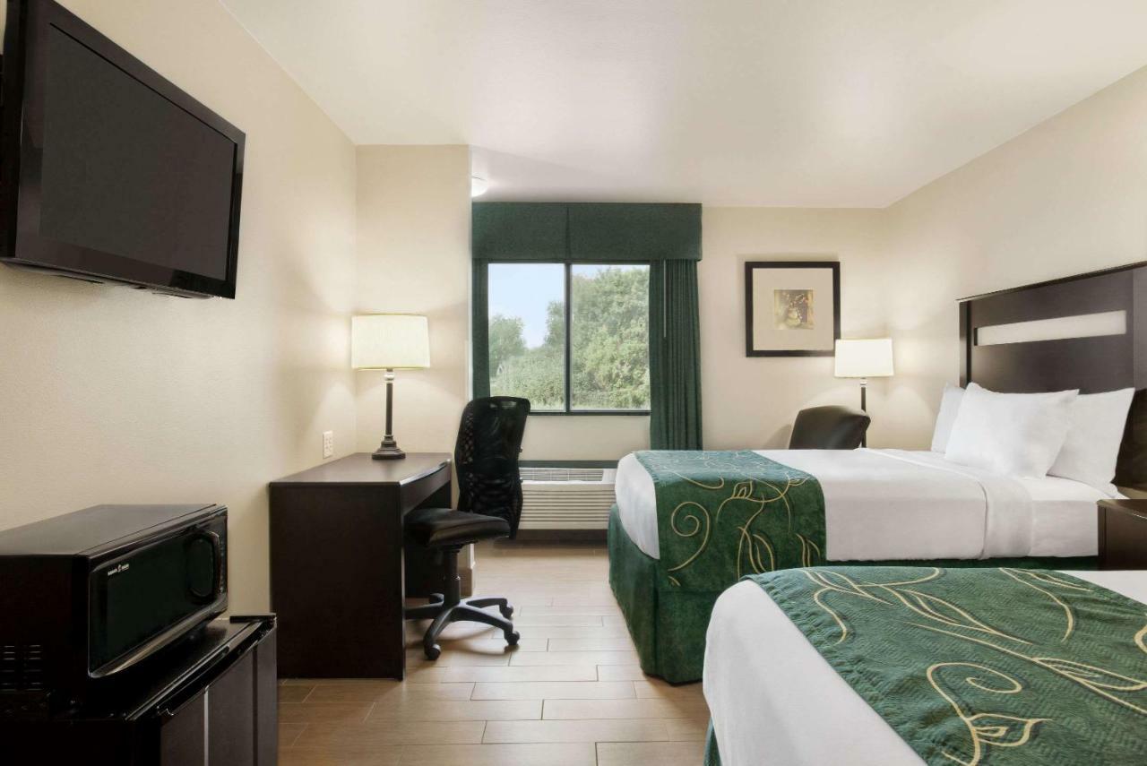 Hotel Baymont By Wyndham Glenwood Exterior foto